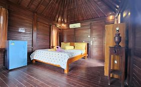 Suka Beach Bungalow